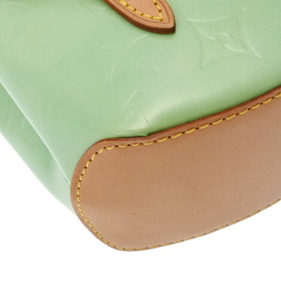Louis Vuitton Vernis Biscayne Bay PM Peppermint Monogram Handbag - Picture 6 of 12